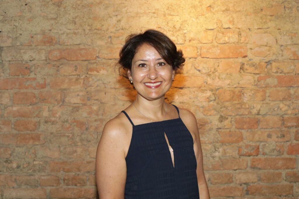 Fátima Cristina Pires Miranda